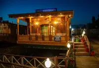 Kolu Group of Houseboats - วิวภูเขา