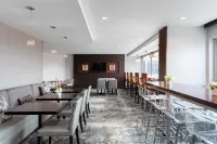 Delta Hotels Woodbridge - Aamiainen