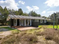 "Kristiina" - 300m from the Sea Hotel dekat Læsø
