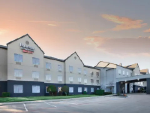 แฟร์ฟิลด์ อินน์แอนด์สวีทส์ ฟอร์ตเวิร์ธ/ฟอสซิลครีก โรงแรมในฟอร์ตเวิร์ธ