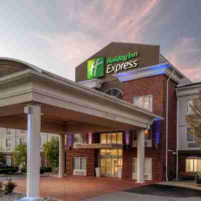 Holiday Inn Express Radcliff - Fort Knox Hotel Exterior