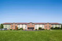 Super 8 by Wyndham Lenexa Overland Park/Mall Area Hôtels à : Lenexa