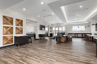 Holiday Inn Express KANSAS CITY NORTH – PARKVILLE by IHG