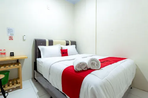 RedDoorz @ Simpang Pemda Medan Hotels in Kemenangan Tani