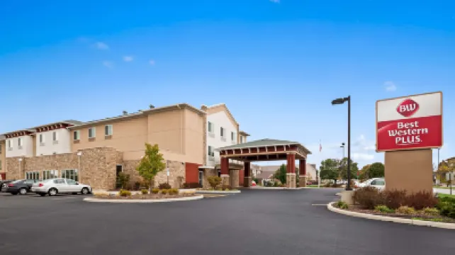 Best Western Plus Boardman Inn  Suites Hotels in 
