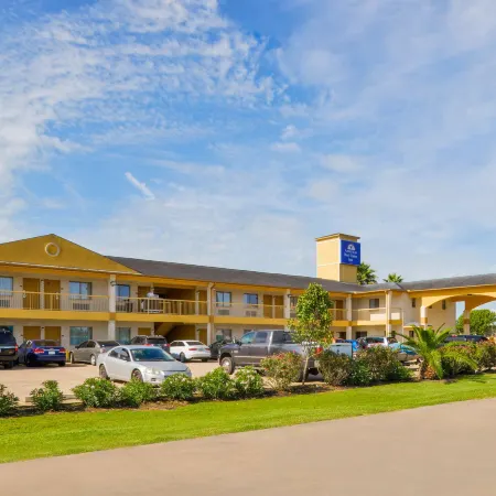 Americas Best Value Inn and Suites-Waller Prairie View