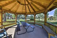 Pagosa Springs Home w/ Deck & Grill, Walk to Town! - Kuntosalit