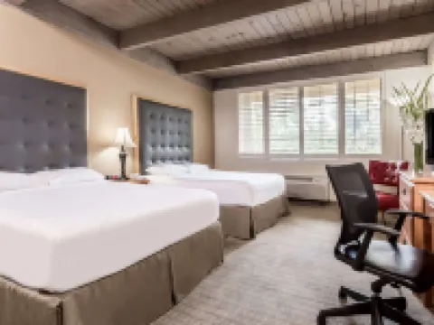 โรงแรมพรอดดิจี อะเดย์สอินน์ บายวินด์แฮม โรงแรมในเดวิส