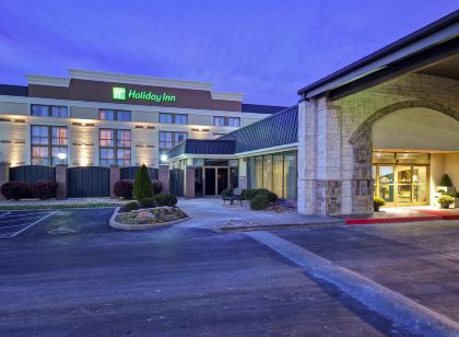 Holiday Inn Cincinnati-Riverfront