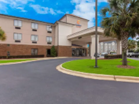 Comfort Suites North Mobile Hotels in Saraland