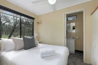 Reflections Copeton Waters - Holiday Park Hotels in Copeton
