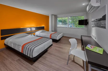 City Express Junior by Marriott Ciudad de México Sullivan
