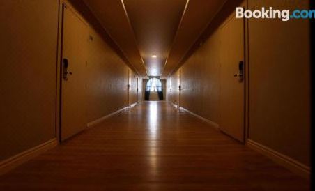 Hotel Fessla - Housity