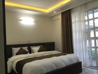 Oriental Palace Hotel Hotels near Mutego Market