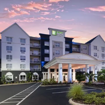 Holiday Inn Express & Suites LAKELAND NORTH - I-4 by IHG