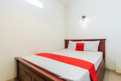 RedDoorz @ Raya Ngagel 2 Hotels in Gubeng