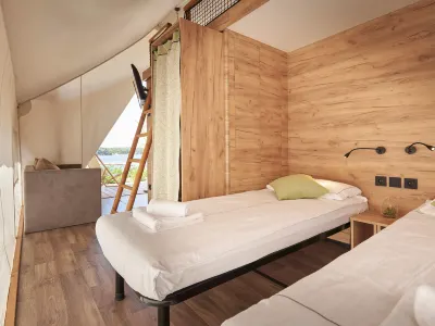 Glampingtent 6 Các khách sạn gần Efteling