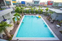 โรงแรม เดอะ ชีวิน แอนด์ คอนเวนชั่น - ที่มีสระว่ายน้ำ