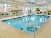 Homewood Suites by Hilton Manchester/Airport - Pool