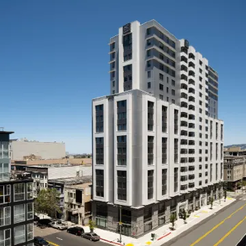 Residence Inn Oakland Downtown Hotels near Oakland Museum of California