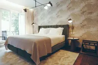 Estalagem Santa Iria Hotel & Spa Hotels near Estatua de D. Gualdim Pais