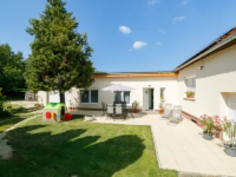 Cherry Hotels in Fonyodi