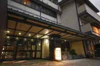 Hokuriku Yamashiro Onsen Hotel Kikyou Hotel di Kaga