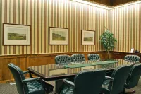 Lone Tree Golf Club and Hotel Hotels in Lone Tree
