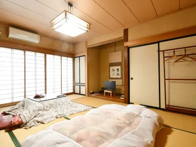 Iiyamakan Hotels near JR Togari-Nozawaonsen station