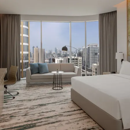 Holiday Inn DUBAI BUSINESS BAY by IHG Отели рядом с достопримечательностью «Аль-Сафа»
