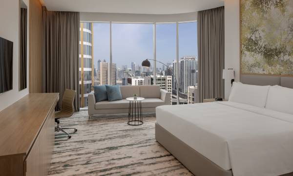 Holiday Inn Dubai Business BAY by IHG