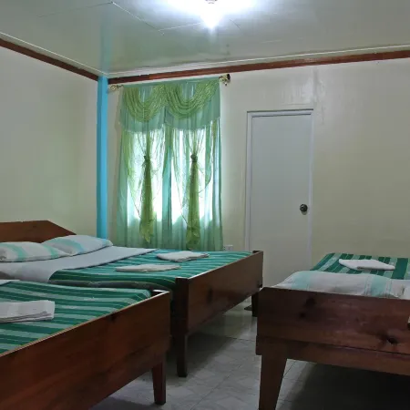 Uyami's Green View Lodge