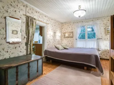 Puutarhurin mökki Hotels in Фіскарс