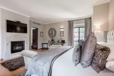 Artesana Luxury Villa