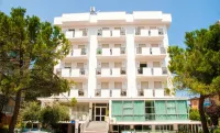 Hotel Raffaello - Sea View