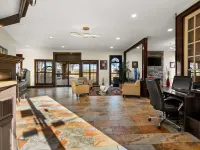 Suburban Studios Kansas City Airport North Hotels in Platte County