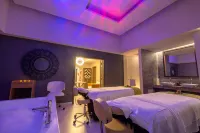 Royalton Hideaway Blue Waters, An Autograph Collection All-Inclusive Resort – Adults Only - spa