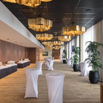 V Spa & Conference Hotel