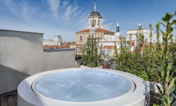 CoolRooms Palacio de Atocha - Housity