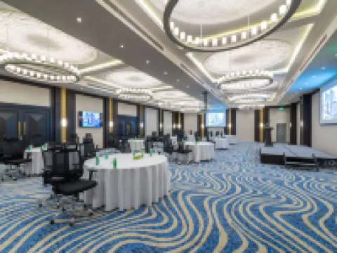 ベストウェスタン プラス タブクシティセンター タブークのホテル