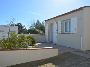 House with 2 Terraces, 400 Meters from the Beach (5 Minutes Walk)