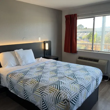 Motel 6 Arcata, CA – Cal Poly Humboldt