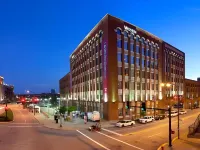 The Westin St. Louis Hotel dekat Jefferson National Expansion Memorial Park