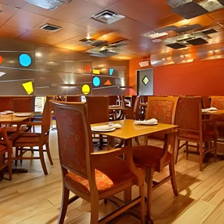 Comfort Inn Nashville - Opryland Area Отели рядом с достопримечательностью «Опри Миллс»