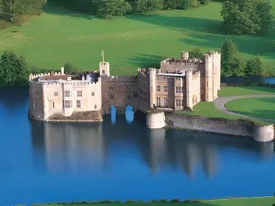 Leeds Castle Stable Courtyard Bed and Breakfast Hotels in Lenham