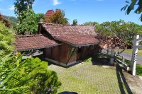 Villa Joglo Paris Yogyakarta Hotels near Cemara Sewu Beach