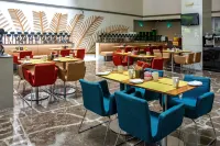 Golden Tulip Muscat - breakfast