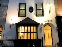 Skeffington Arms Hotel Hotels near Eyre Square Centre