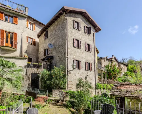 Casa Sul Torrente Hotels in San Siro