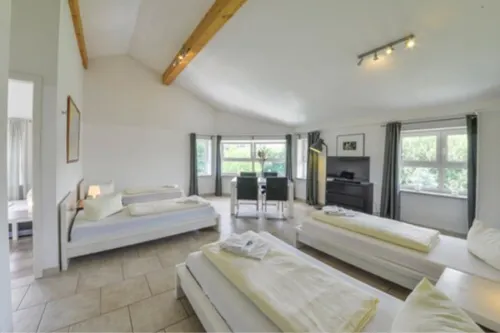 Pension Wess Hotels in Finsing